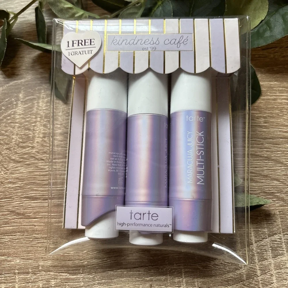 Tarte Kindness Cafe Cheek Maracuja Cheek Lip Multi-Stick Latte Cozy Flamingo Set